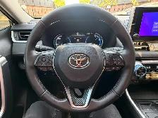 2025 Toyota RAV4 Hybrid XLE AWD PREMIUM, LEATHER, SUNROOF - Photo 8