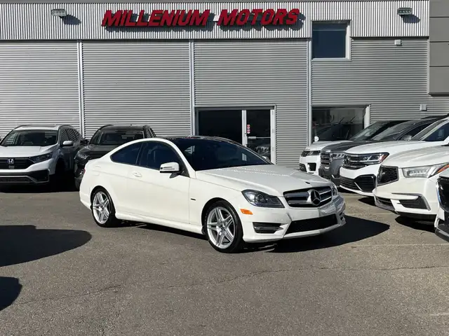 2012 Mercedes-Benz C-Class C 250 AMG SPORT PKG/NAVIGATION/PANORA