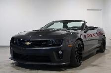 2014 Chevrolet Camaro ZL1 Convertible LOW MILEAGE | SUPERCHARGED - Photo 2