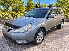 2011 SUBARU Outback 2.5i Limited - Photo 3