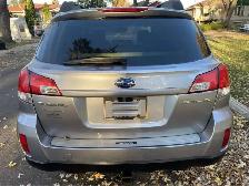 2011 SUBARU Outback 2.5i Limited - Photo 8