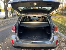 2011 SUBARU Outback 2.5i Limited - Photo 9