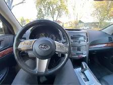 2011 SUBARU Outback 2.5i Limited - Photo 10