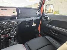 2027 Jeep Wrangler Rubicon - Photo 13