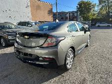 Chevrolet Volt Premier à hayon 5 portes cuir etat impeccable doc - Photo 9