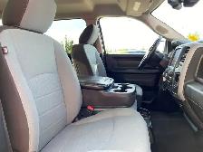 2023 Ram 1500 Classic Express | One Owner Accident Free Carfax - Photo 25