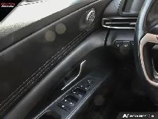 2022 Hyundai Elantra Preferred DCT | HYBRID | LOADED - Photo 17
