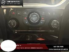 2012 Chrysler 300 4dr Sdn V8 300C AWD - Photo 21