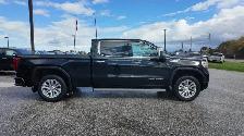 2024 GMC Sierra 1500 Denali Denali 4WD // Tech Pkg // P/Sunro... - Photo 4
