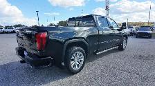2024 GMC Sierra 1500 Denali Denali 4WD // Tech Pkg // P/Sunro... - Photo 5