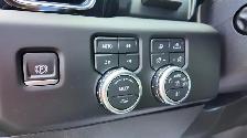2024 GMC Sierra 1500 Denali Denali 4WD // Tech Pkg // P/Sunro... - Photo 17