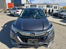 2020 Honda HR-V Touring : Very Well Serviced - Photo 2