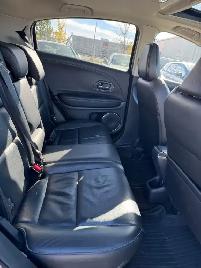2020 Honda HR-V Touring : Very Well Serviced - Photo 9