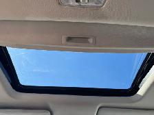 2020 Honda HR-V Touring : Very Well Serviced - Photo 16