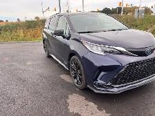 2021 Toyota Sienna LE 8-Passenger FWD - Photo 2