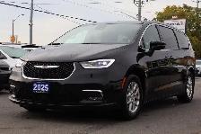 2025 Chrysler Pacifica Select FWD - Photo 3