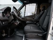 2024 Mercedes-Benz Sprinter Cargo Van 2500 |MED ROOF| 4X4|CRUISE - Photo 8