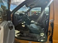 2010 Ford F650 - Photo 10