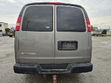 2009 Chevrolet Express - Photo 6