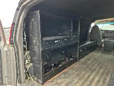 2009 Chevrolet Express - Photo 26