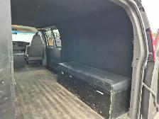 2009 Chevrolet Express - Photo 27