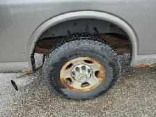 2009 Chevrolet Express - Photo 30
