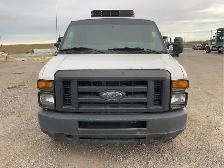 2013 Ford E-Series - Photo 8