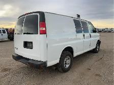 2013 Chevrolet Express - Photo 4