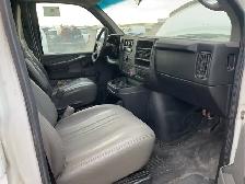 2013 Chevrolet Express - Photo 15