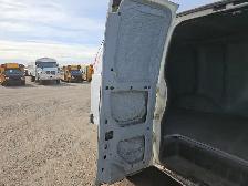 2013 Chevrolet Express - Photo 30