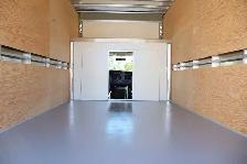2025 GMC SAVANA 3500 CUBE 12 PIEDS   DECK / CAMION NEUF / 55 KM - Photo 11