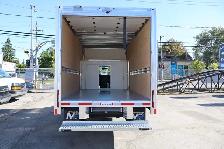 2025 GMC SAVANA 3500 CUBE 12 PIEDS   DECK / CAMION NEUF / 55 KM - Photo 13