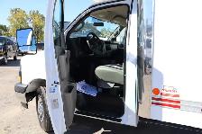 2025 GMC SAVANA 3500 CUBE 12 PIEDS   DECK / CAMION NEUF / 55 KM - Photo 16