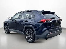 2023 Toyota RAV4 Hybrid Limited | HEATED & COOLED SEATS - Photo 4