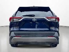 2023 Toyota RAV4 Hybrid Limited | HEATED & COOLED SEATS - Photo 5