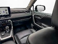 2023 Toyota RAV4 Hybrid Limited | HEATED & COOLED SEATS - Photo 29
