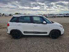 2015 FIAT 500L - Photo 7