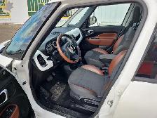 2015 FIAT 500L - Photo 13