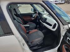 2015 FIAT 500L - Photo 17