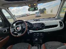 2015 FIAT 500L - Photo 18