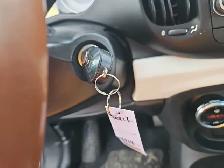 2015 FIAT 500L - Photo 24