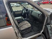 2007 Ford Explorer Sport Trac - Photo 17