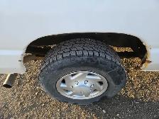 2014 Ford E-Series - Photo 11