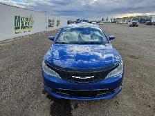 2015 Chrysler 200 - Photo 8