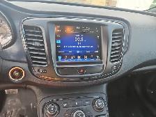 2015 Chrysler 200 - Photo 21