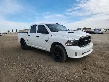 2022 Ram 1500 Classic - Photo 2