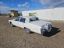 1984 Cadillac Fleetwood Brougham - Photo 3