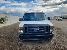 2014 Ford E-350SD - Photo 8
