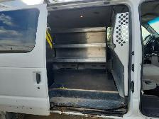2014 Ford E-350SD - Photo 17