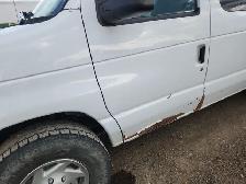 2014 Ford E-350SD - Photo 39